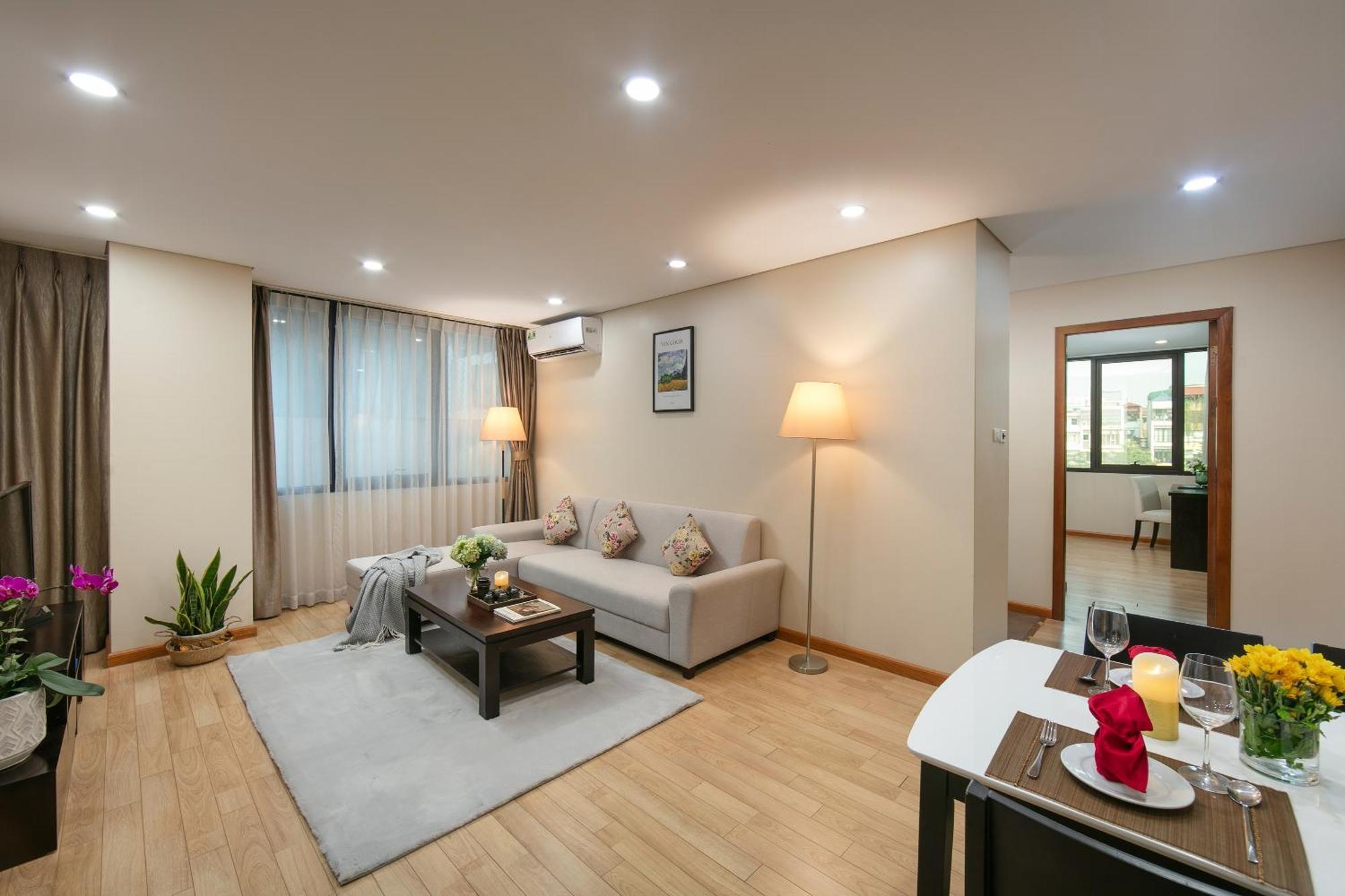 Hb Serviced - 121b Quan Hoa Appartement *